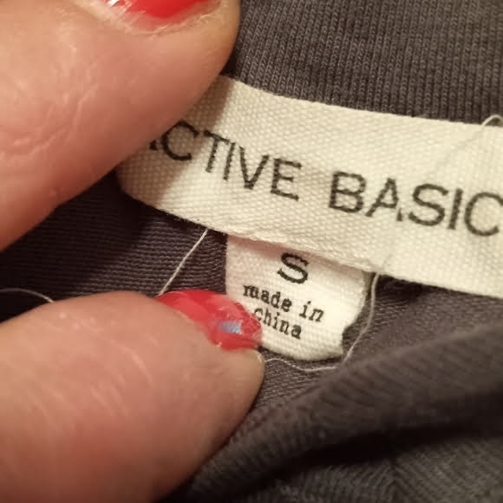 Active basic t-shirt - Picture 3 of 5